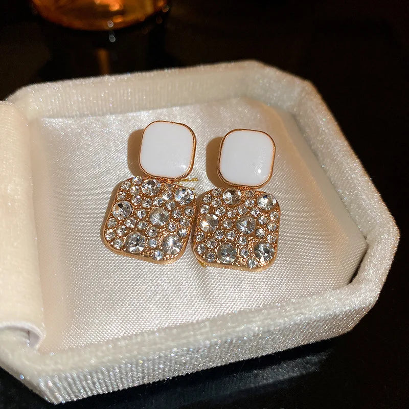 Purple Rhinestone Stud Earrrings For Women Exquisite Imitation Pearl Earrings Simple Square Geometric Earrings Party Jewelry