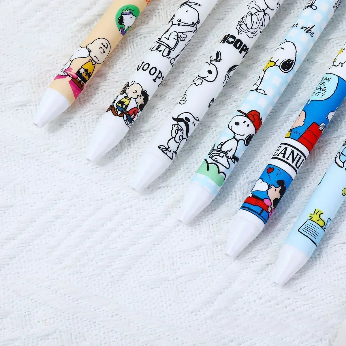 Snoopy cartoon press pen kawaii black neutral pen student cute stationery school supplies wholesale anime peripheral gift