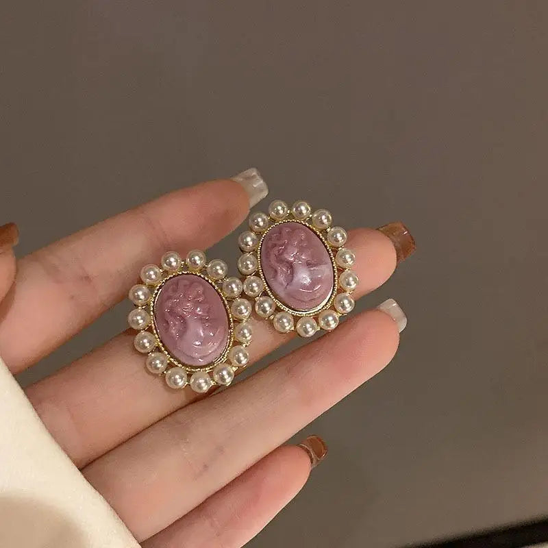 French Vintage Pearl Earrings for Women Personalized Elegent Romantic Portrait Earrings Ladies Girls Travel Wedding Jewelry