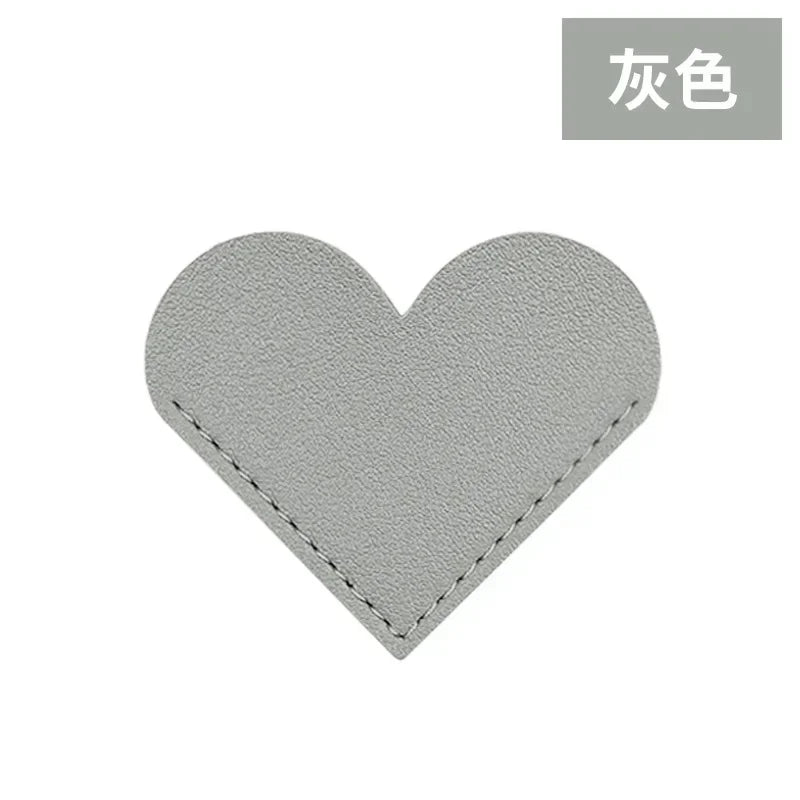 PU Bookmark Leather Heart Bookmark Mini-portable Gift Heart Bookmark Page Folder Corner Protective Cover School Supplies