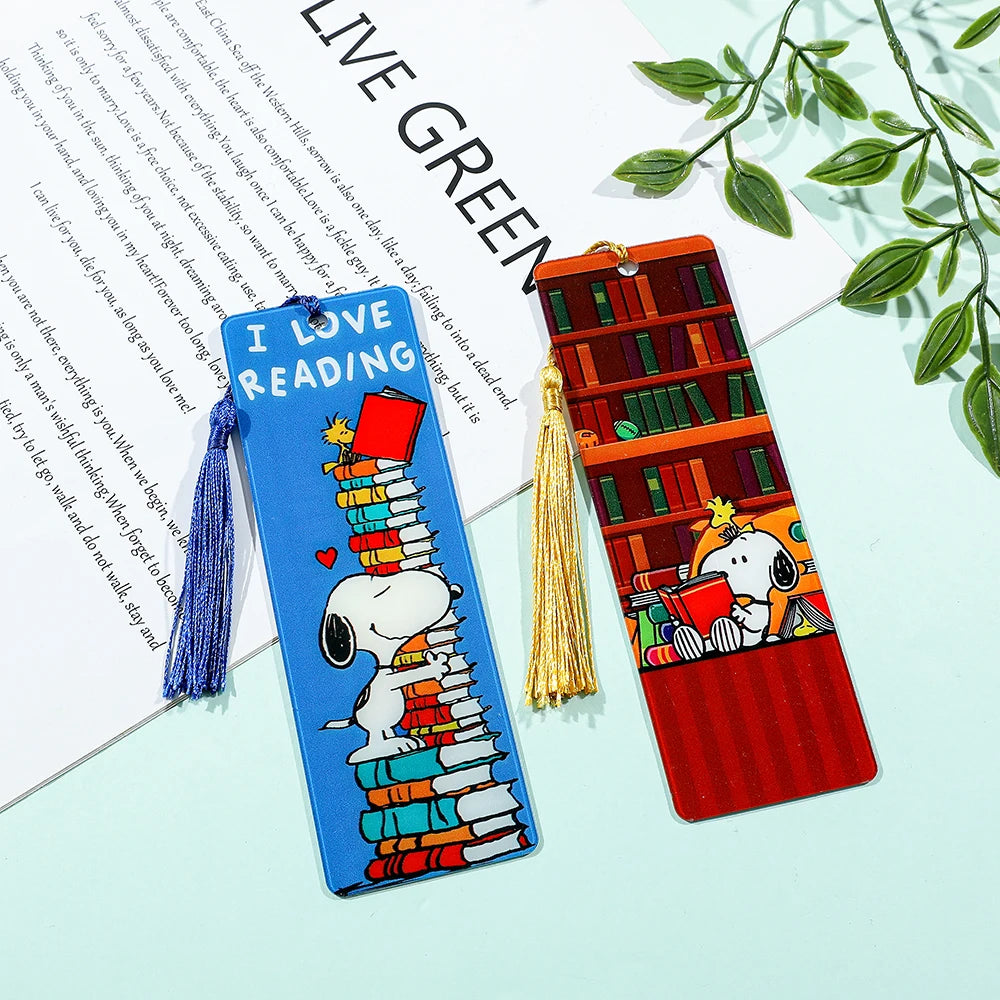 1pc Cute Cartoon Snoopy Book Mark Acrylic Bookmark with Tassel for Anime Fans Collection, Holiday Gift Reading Marker Stationery