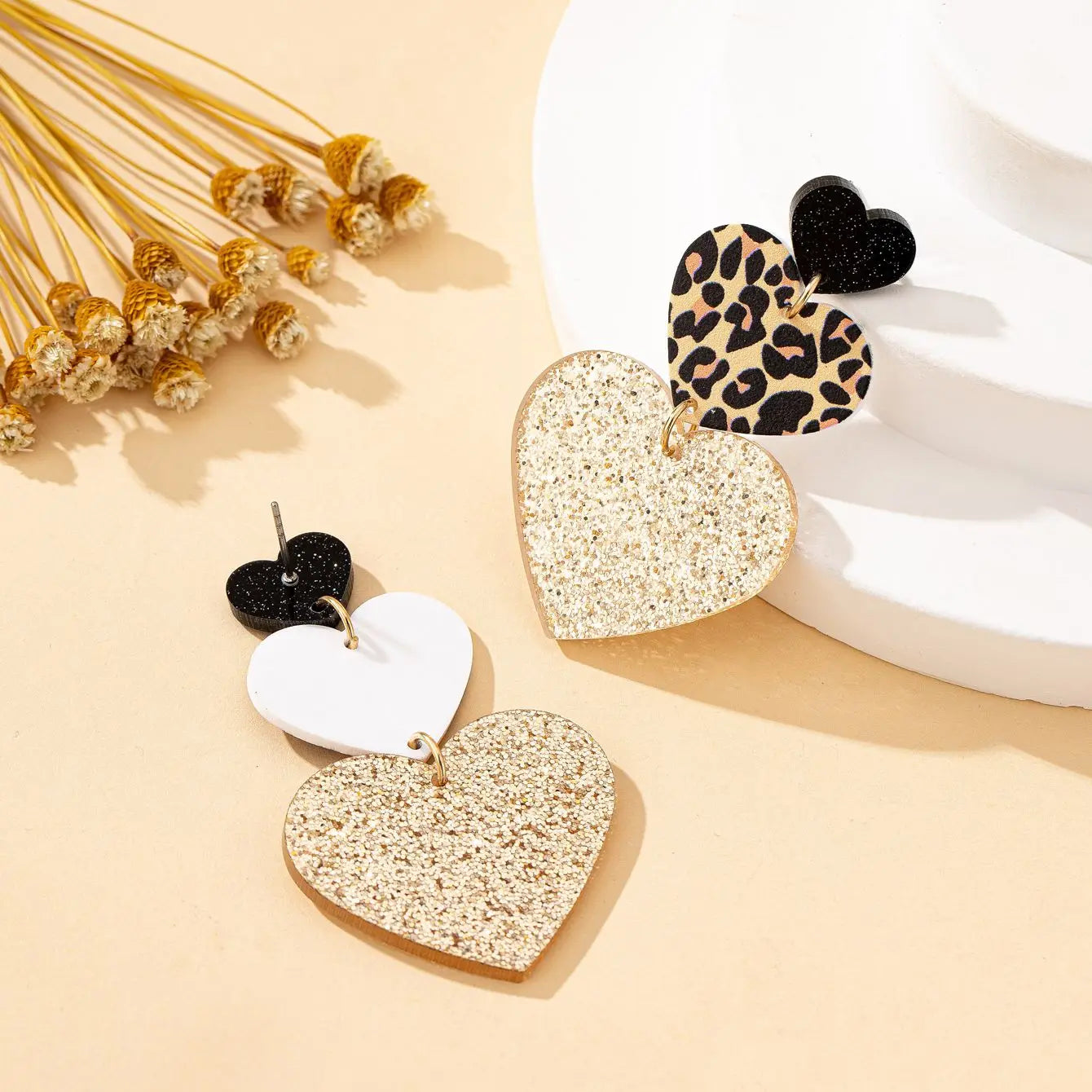 A Pair of Women's Dangle Earrings with Exaggerated Leopard Print Acrylic Heart-Shaped Nightclub Party Style Earrings Suitable for Daily Wear
