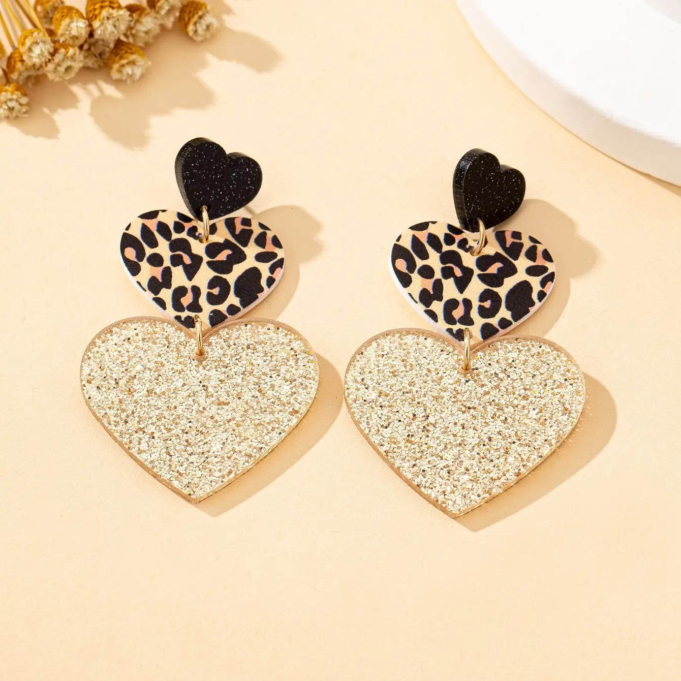 A Pair of Women's Dangle Earrings with Exaggerated Leopard Print Acrylic Heart-Shaped Nightclub Party Style Earrings Suitable for Daily Wear