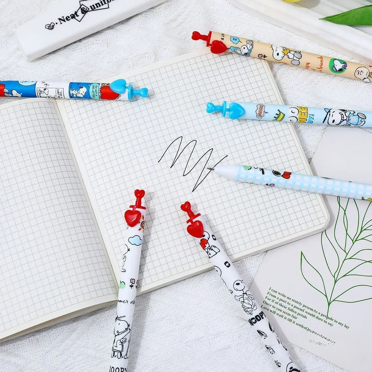 Snoopy cartoon press pen kawaii black neutral pen student cute stationery school supplies wholesale anime peripheral gift