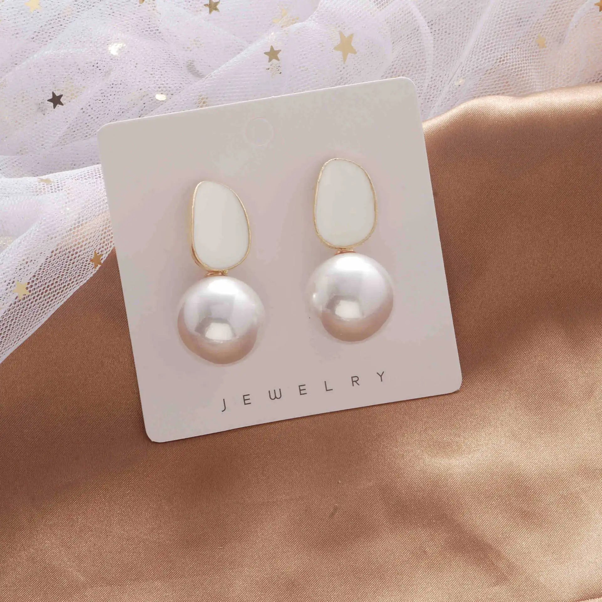 Black White Pink Pearl Drop Earrings for Women New Fashion Elegant Enamel Oil Irregular Geometry Dangle Earrings Party Jewelry
