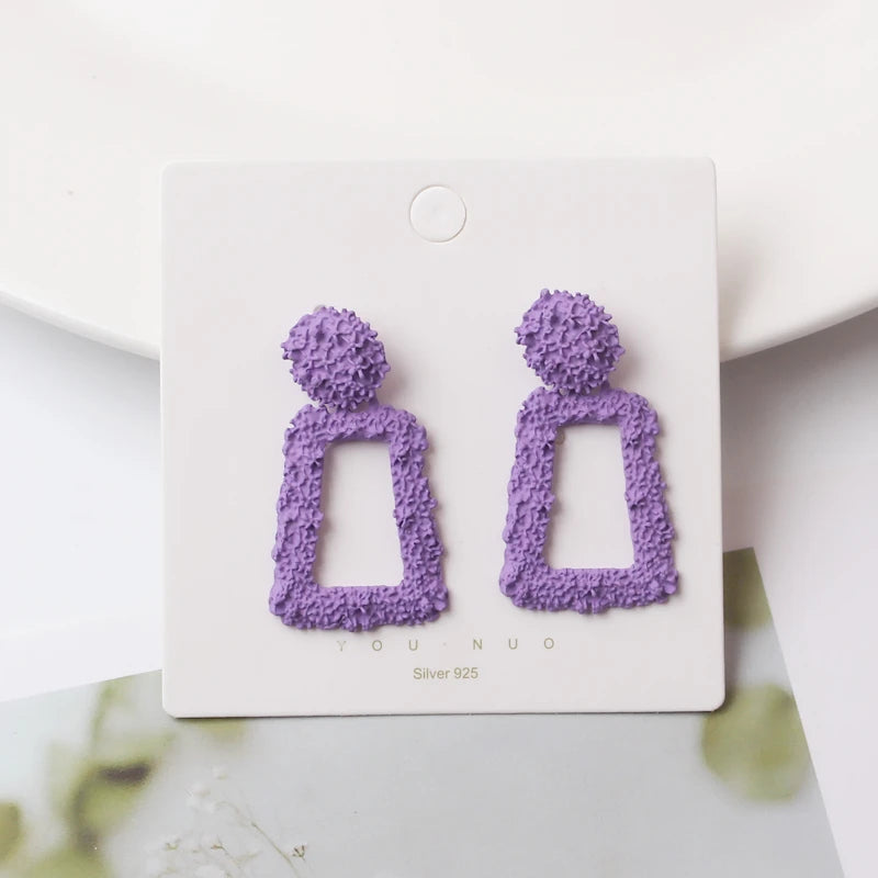 Sweet Purple Flower Butterfly Geometric Drop Earrings for Women Daisy Heart C-Shaped Round Sqaure Brincos Sweet Wedding Jewelry