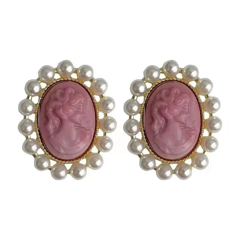French Vintage Pearl Earrings for Women Personalized Elegent Romantic Portrait Earrings Ladies Girls Travel Wedding Jewelry