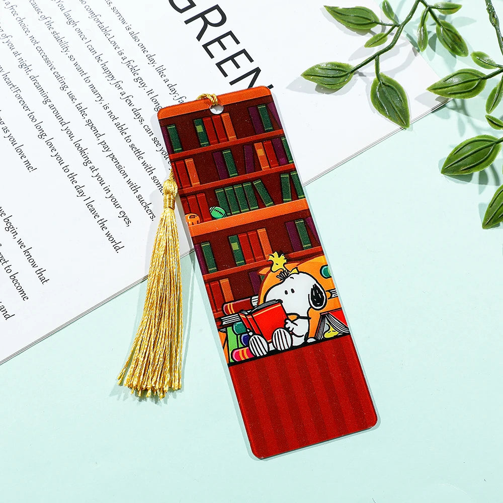 1pc Cute Cartoon Snoopy Book Mark Acrylic Bookmark with Tassel for Anime Fans Collection, Holiday Gift Reading Marker Stationery